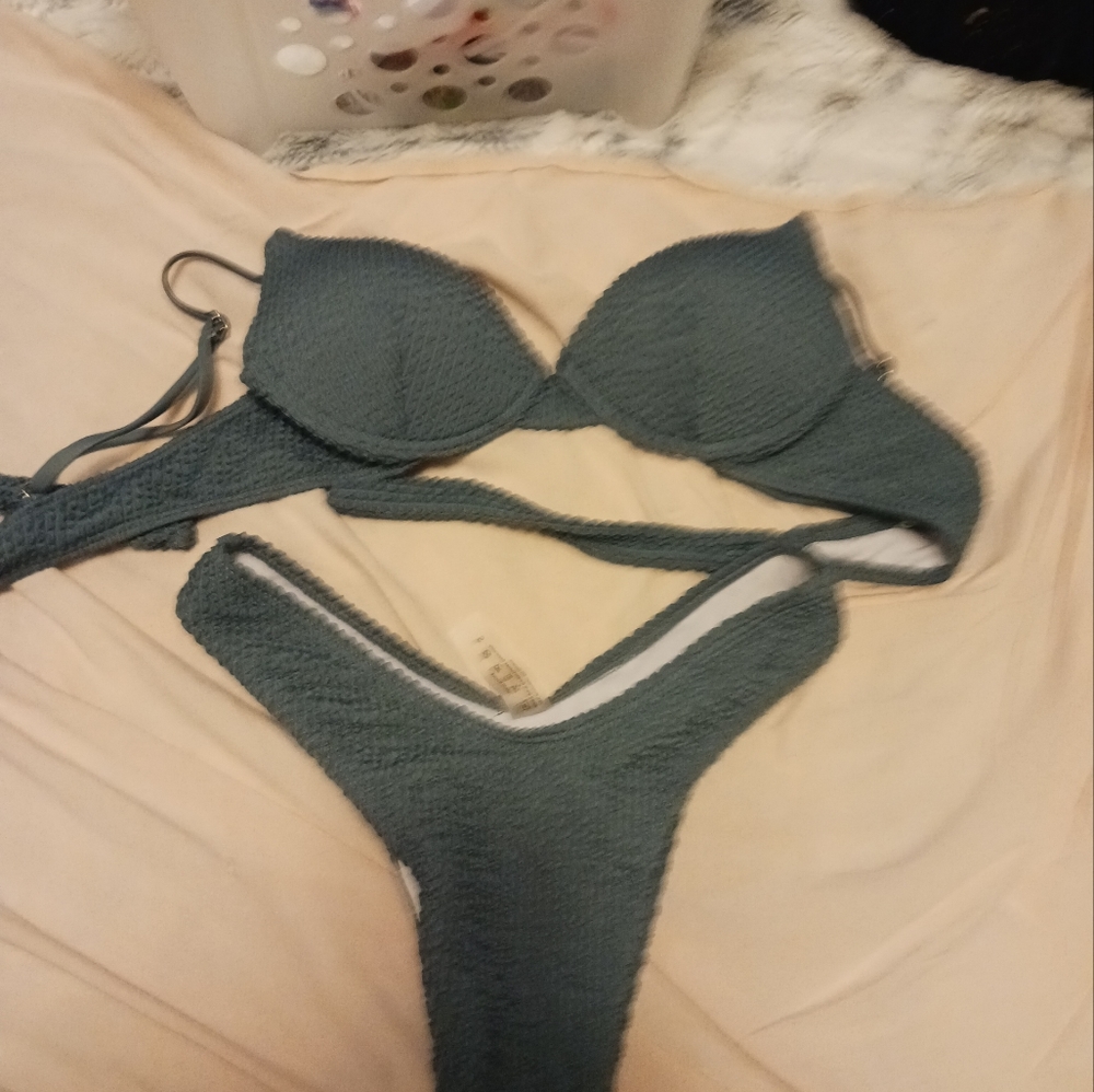 Bikini